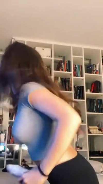 Sofia Espanha e seu farol aceso