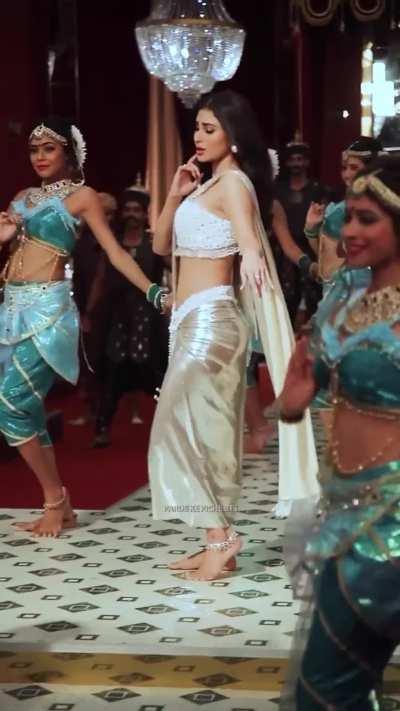Mouni Roy