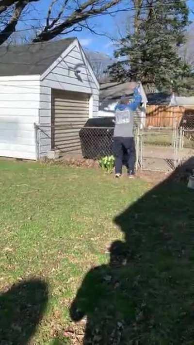 WCGW being 30 and thinking you can jump a fence like you’re 18y.o.