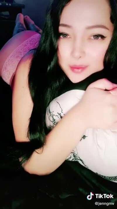 Alguien que tenga contenido del only fans de Jenn Venomloft (Jenngmv)