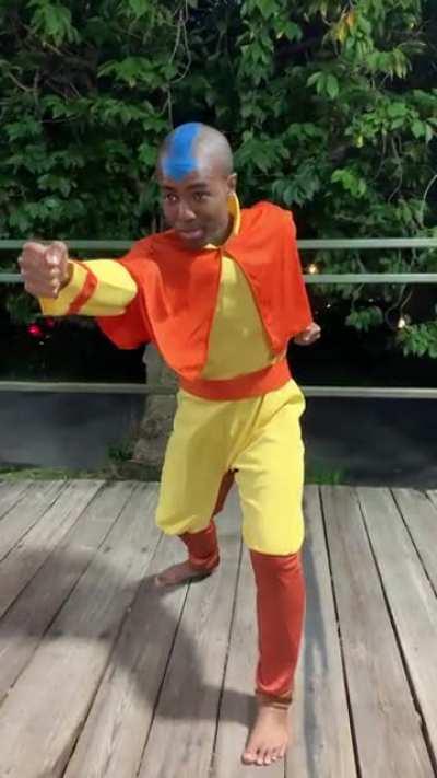 Trying & failing to be a serious Avatar