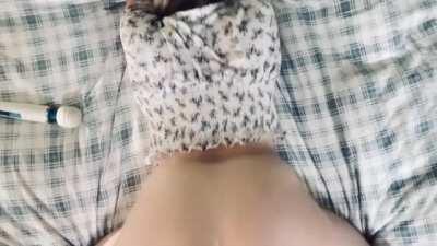 [OC] She KO'ed me with her big ass! Listen at the end!