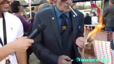 Let's spit on Khomeini. tfu, tfu.