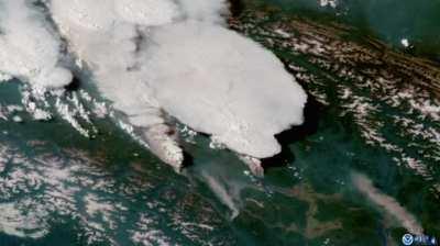 Absolutely mind-blowing pyrocumulonimbus plumes in British Columbia wildfires