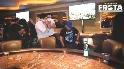 Vídeo do gabigol sendo preso (nåo sei que flair usar)