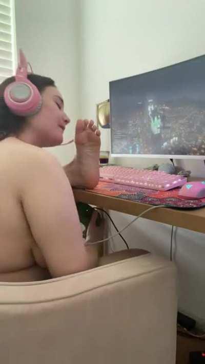 Certified pilot and licensed toe sucker