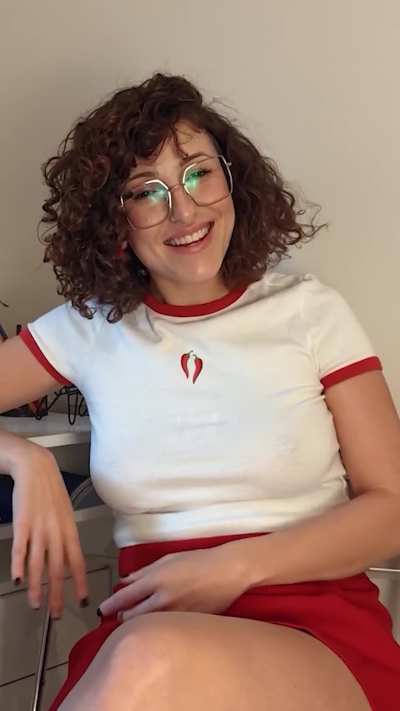 Advent Calendar Day 23 - Nina Educates Us On The Art & Science of Striptease 🚫👗