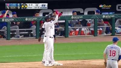 [Highlight] Eloy continues his tormenting of the Cubs with a bases-loaded line drive