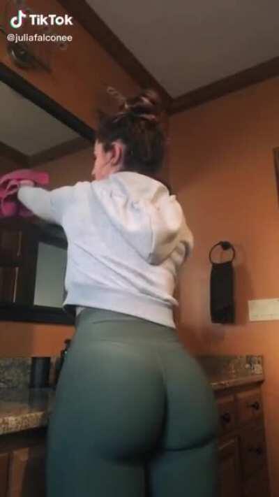 Bounce dat ass