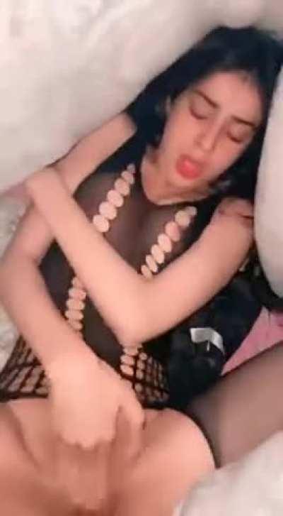 Pakistani Famous tik tok girl