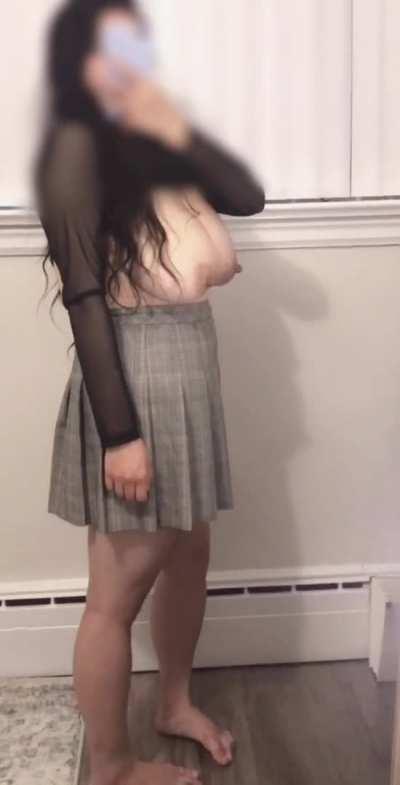 Do you like my back-to-school outfit?