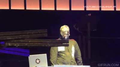 New guy looks like he's having fun (Gif)