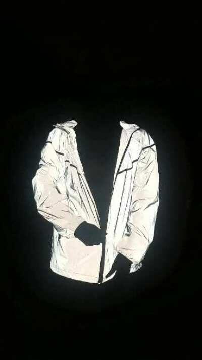 Super reflective jacket