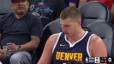 [Highlight] Nikola Jokic, mid-post up, successfully petitions for the defensive 3-seconds violation