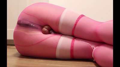 Vibrating buttplug giving me a sissygasm and squeezing every last drop of cum onto my pantyhose