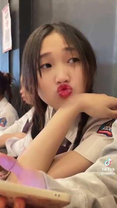 I bet Jim Carrey would be terrified of this.