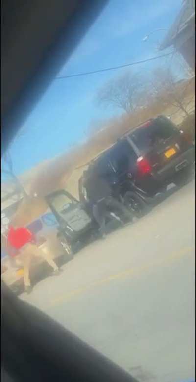 Guy gets jumped & gets his Jeep stolen...