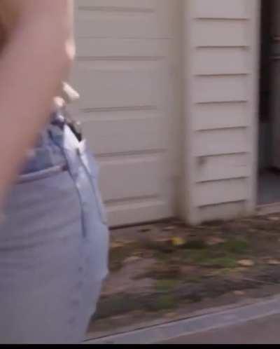 Look at that fat ass