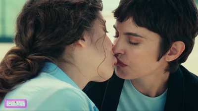 Verónica Echegui (41) & Silma López (33) - 