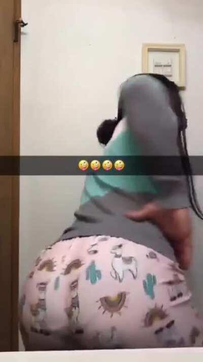 I’m so slept on 😩😌🤪 see more of my videos @sissyteetee on snap,Twitter, YouTube, & Pornhub. Just google me lol