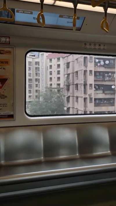 Sometimes this city feels like an urban hell but still pretty.