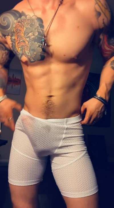 I love my new shorts 🥴🥴