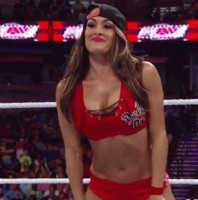 Nikki Bella. So dam fine!!🤣🤩