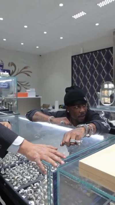 Lone fails at answering simple trick questions