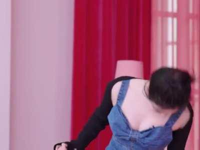 That's how Dahyun chases your problems away