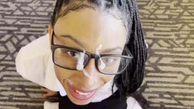 Pretty girls who says 'thank you' after giving head rule the world - Link in comments for full clip