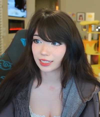 Emiru with blue eye contacts