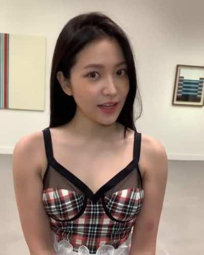 201008 YERI to be featured in NOBLESSE MEN’s last photoshoot of the year