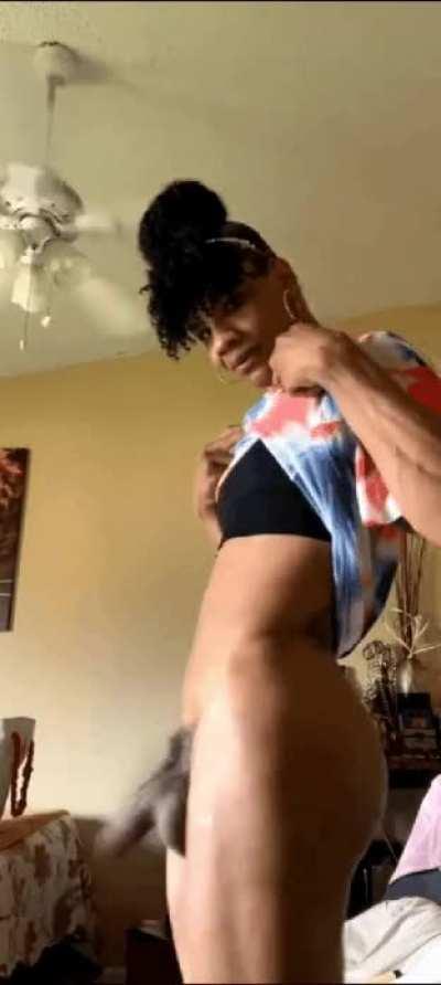 Ts.Huge Dream has huge black rope!