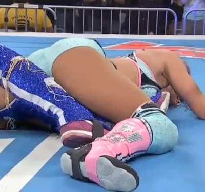 Horny Sasha Banks / Mercedes Mone