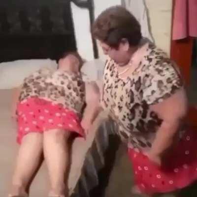 YhandiLeaks when DONDA drops