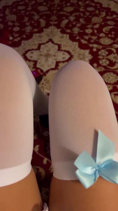 My maid outfit and 19cm heels 😈 (F)