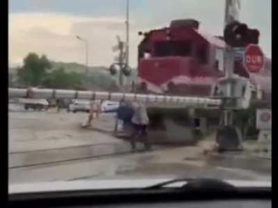 Another human vs train challenge