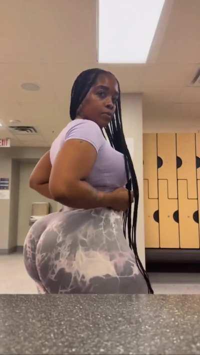 U Can ONLY Have ONE African Booty Queen