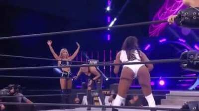 Brandi Rhodes booty shake & spank