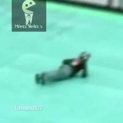 Isso mesmo meninas, o papai falhou mas foi com estilo 🏋️