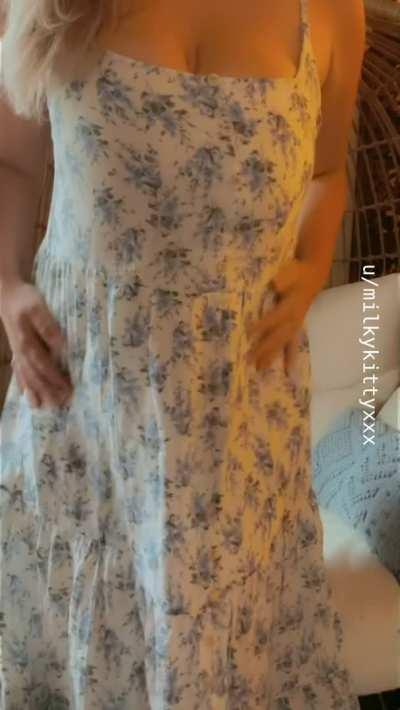 I heard you wanna see what’s underneath my sundress? ☀️ [oc]