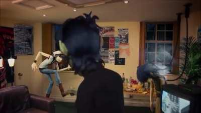 LiVe fOoTaGe of me coming home from sNeAkiNg oU t