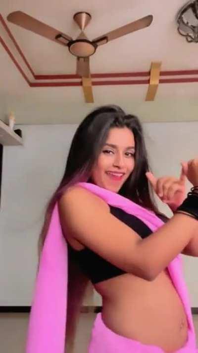 Har behncho$ bhai ki wish aise rand% didi ghar me honi hi chahiye Taki hilane le liye khi aur na Jana pade