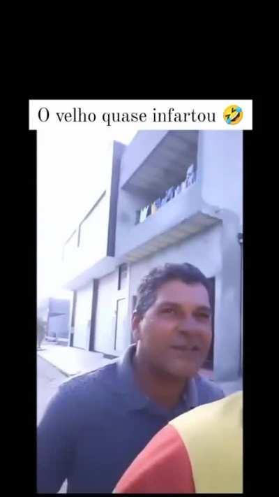 Seu namorado o que ?