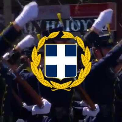 Putana xekoliara mounoskylo