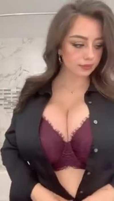 it got bigger, Bigger and BIGGER