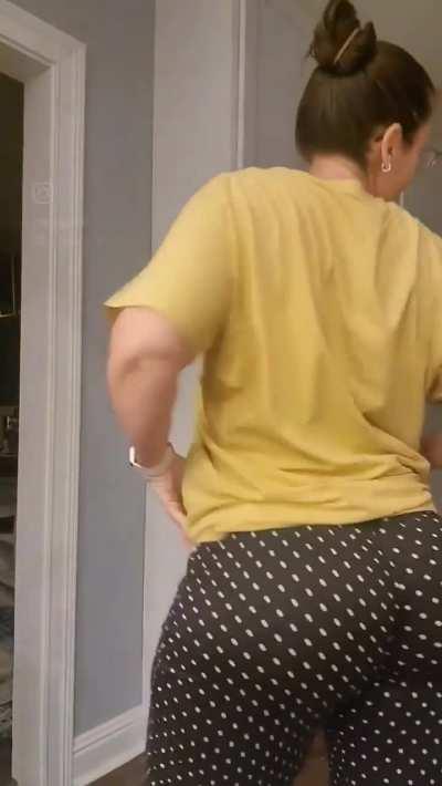 Granny Got ASS ! 