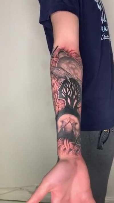 Here is a better version, so you guys can admirer it in all of its glory. Super proud of it and much thanks to @imkognito, who came up with the design and tattooed it. Cheers!