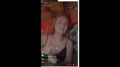 Friend Flashes her Pierced Tits for TikTok (Twitter @LiveFlashesV2)