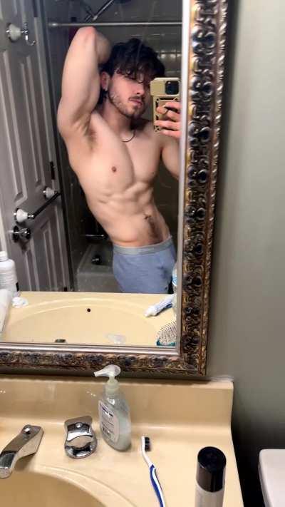 (m) wanna work out with me? ;)